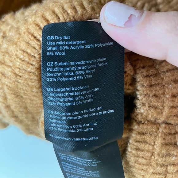 Chunky knit Cropped Jumper - Picture 5 of 8